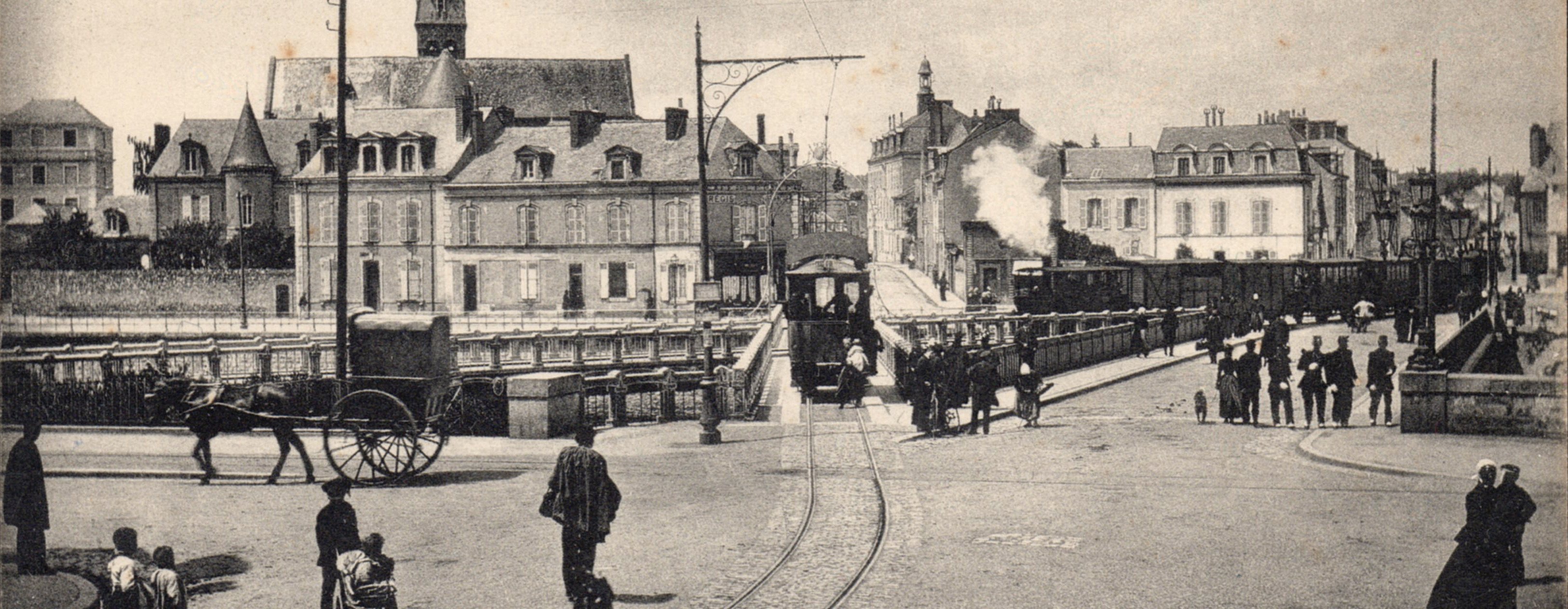 Le Mans Le Pont-en-X : c.1903, looking down the track of the T.S. services